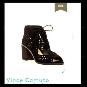 VINCE CUMUTO Tarita Laser Cut Sandal